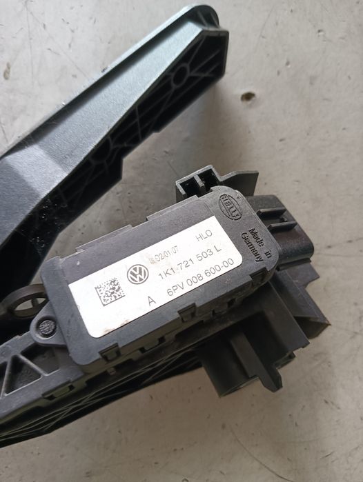 Pedala De Acceleratie Volkswagen Passat (3C2) [ 2005 - 2010 ] Tdi (Bmp
