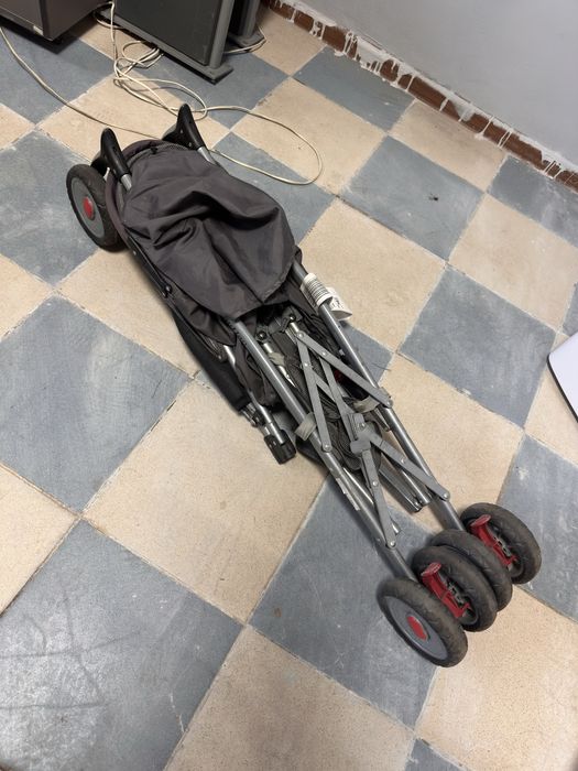 Коляска складная