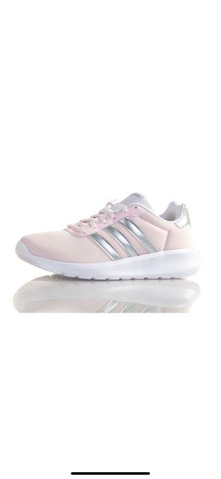 Adidasi adidas,0 purtari