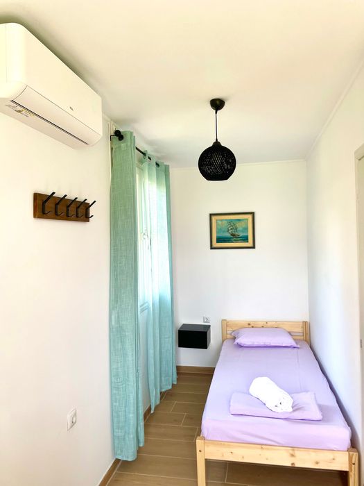 Къща Паралия Врасна, Гърция