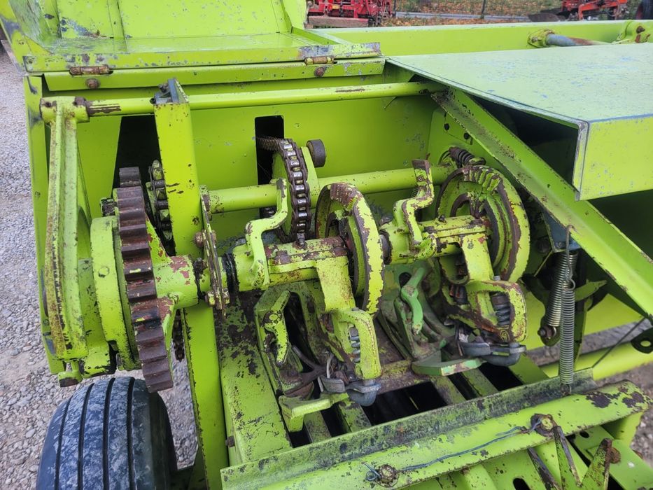 Пресс-подборщик Claas Markant 50. Франция