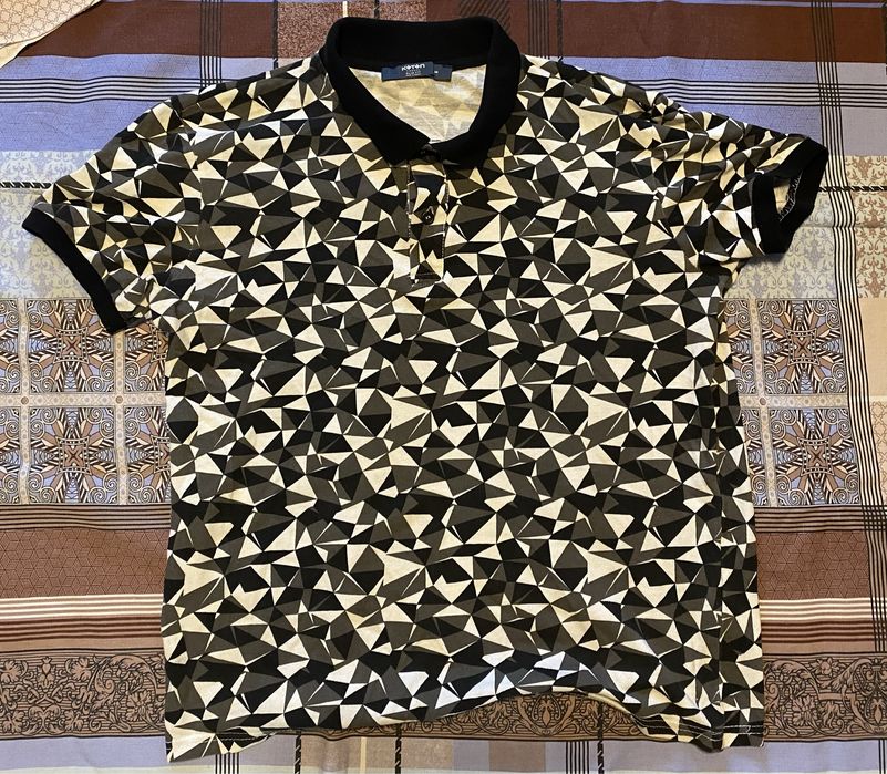 Продам тениску размер М