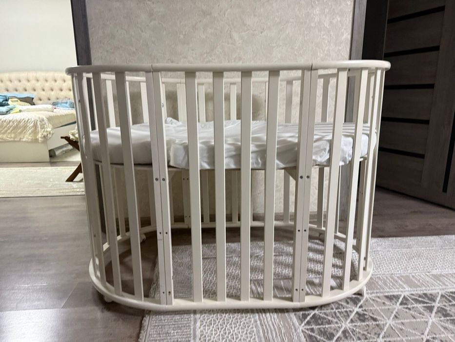 Продам манеж с бортиками