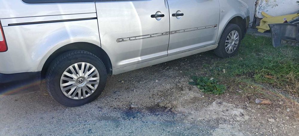 Железни джанти с Тасове и Гуми VW Caddy 15и16ц5x112