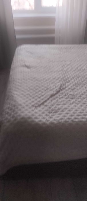 Продам кровать с матрасом