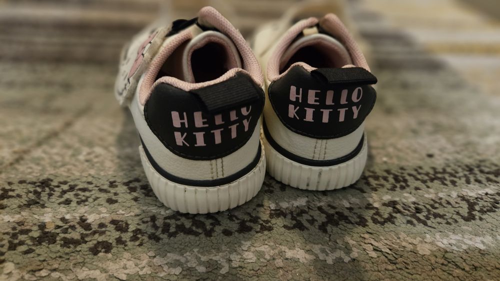 Pantofi hello kitti 27