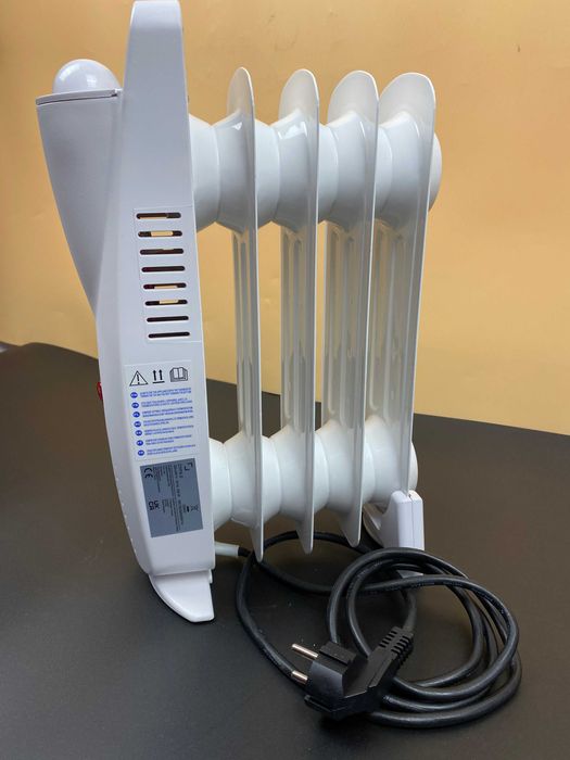 Radiator electric 500W compact pentru incalzire rapida