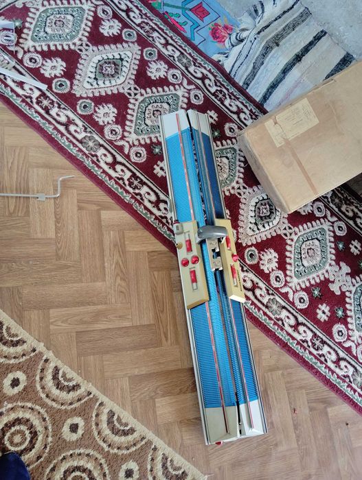 Mașina de tricotat din 1963