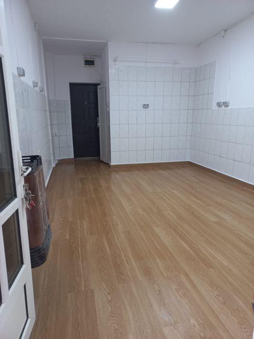 Inchiriere spatiu comercial