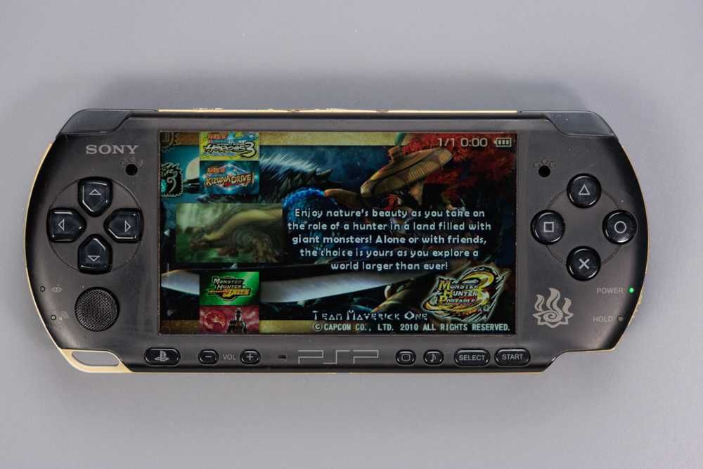 Sony PSP 3000 Monster Hunter 3 Special Edition (+прошивка, игры)