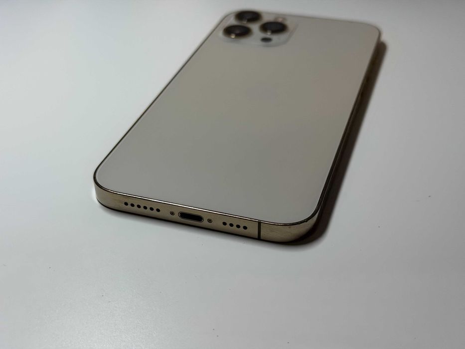 IPhone 12 Pro Max Gold de vânzare | OLX.ro
