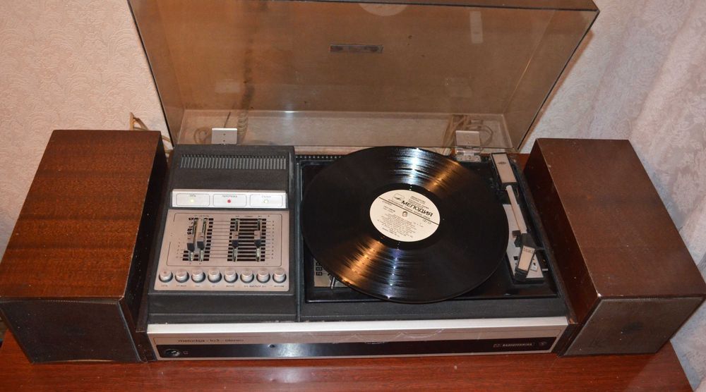 Проигрыватель Мелодия 103 М