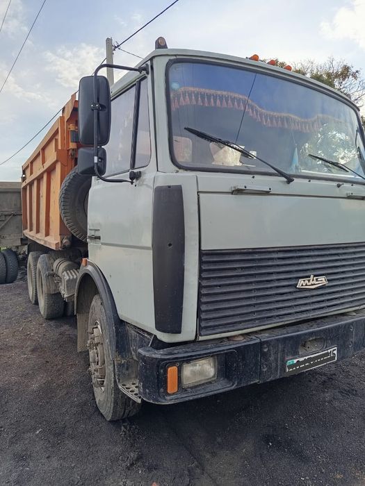 Продам автомобиль  МАЗ