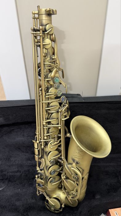 Продам саксофон альт Сельмер . Selmer