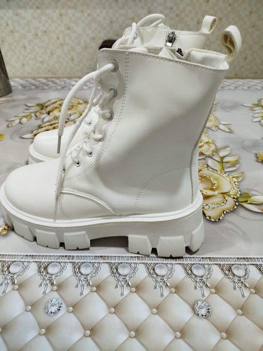 Аёллар этиги 38-размер