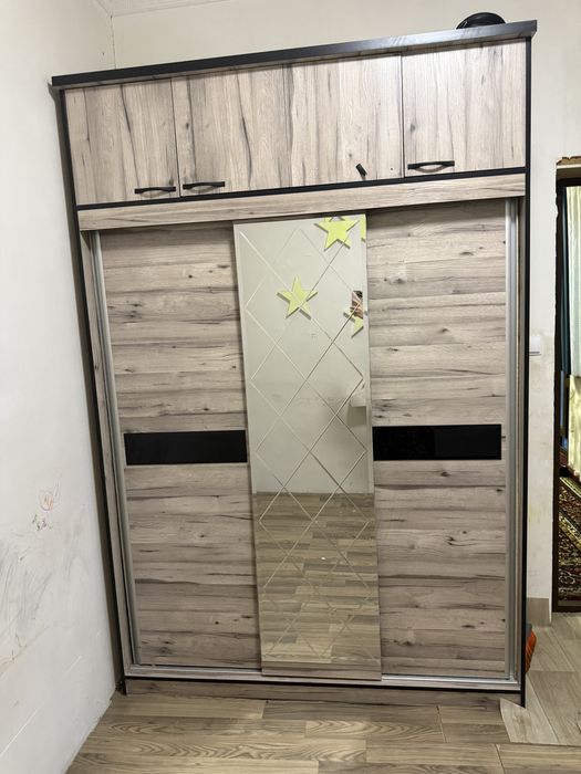 Shkaf kupeli xolati yaxshi.