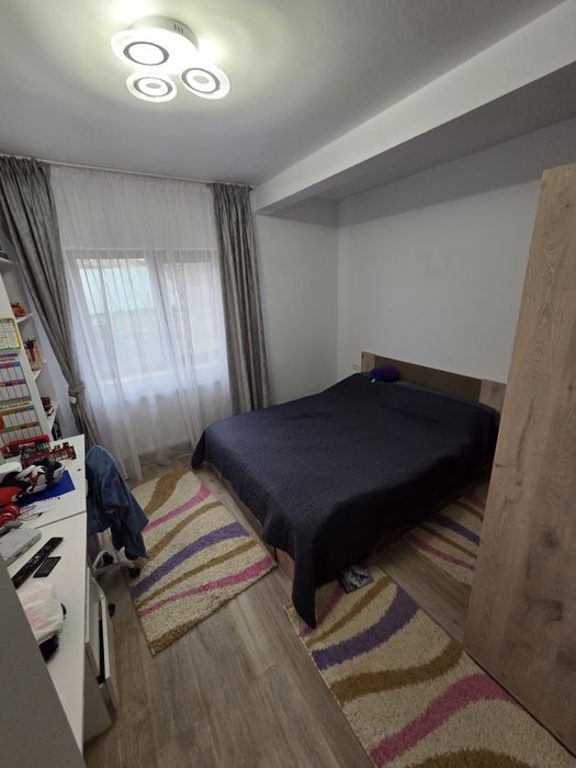 Casa 4 camere  de vanzare