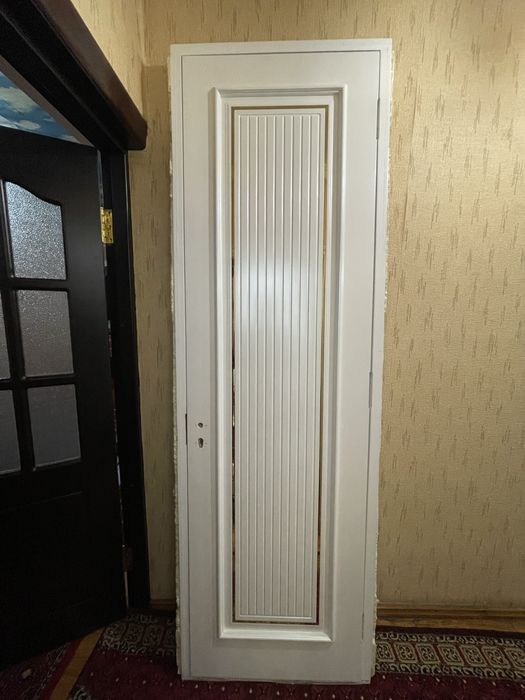 Eshik sotiladi дверь на продажу