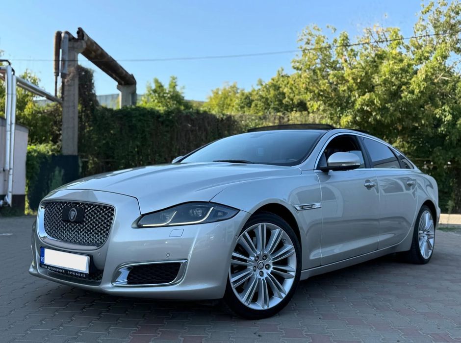 Jaguar XJ Autobiography / V6 Bi-Turbo / Euro 6 / XJ Long