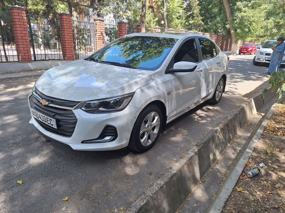 Onix 1.2turbo premier