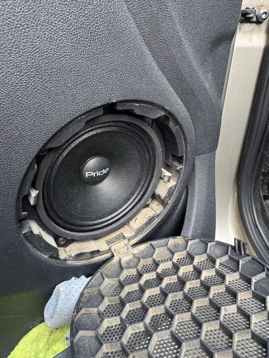 Колонка для авто