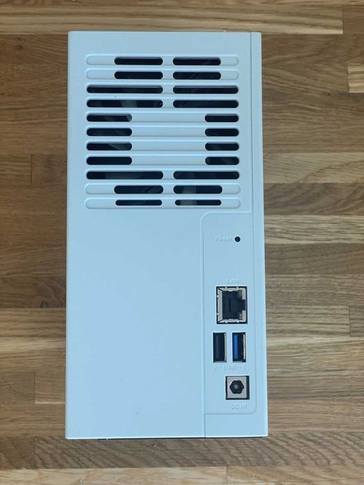 NAS мрежово устройство QNAP TS-230, 2Gb RAM DDR4, 2 bay