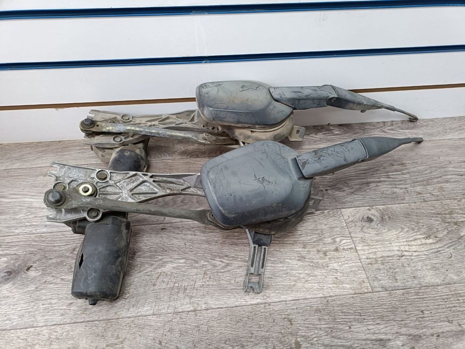 Механизм дворника Мерседес 124