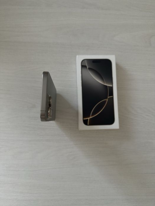 IPhone 16 Pro Max 256GB Серебристый цвет