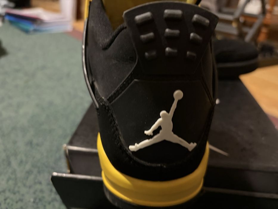 Jordan 4 Yellow Thunder