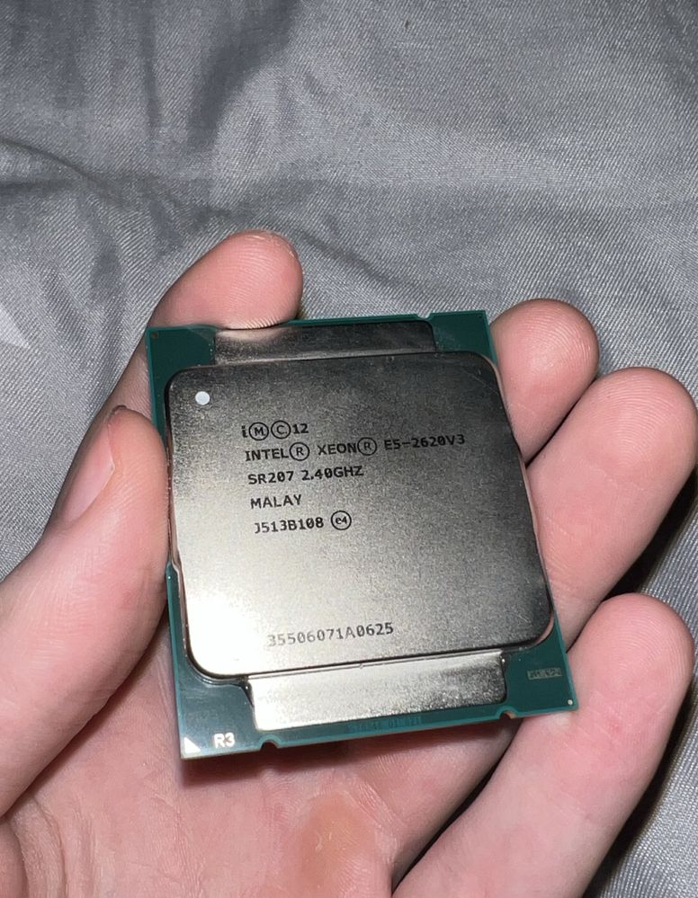 Procesor Intel Xeon E5-2620 v3 Server Negresti • OLX.ro