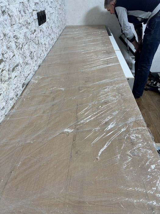 Продам столешницу 3 метра