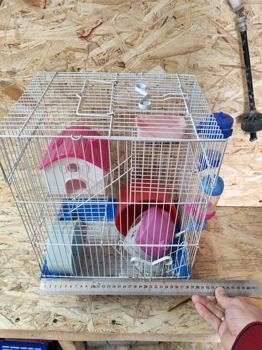 Клетка для птичек и хомячков