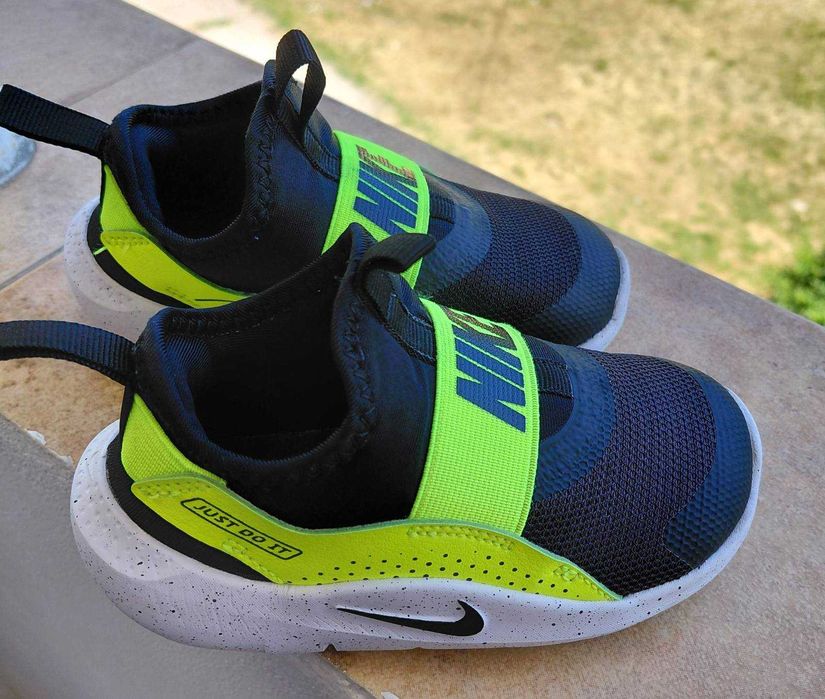 Детски маратонки nike flex runner 4