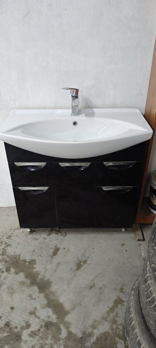 Продам раковину в отличном состояний