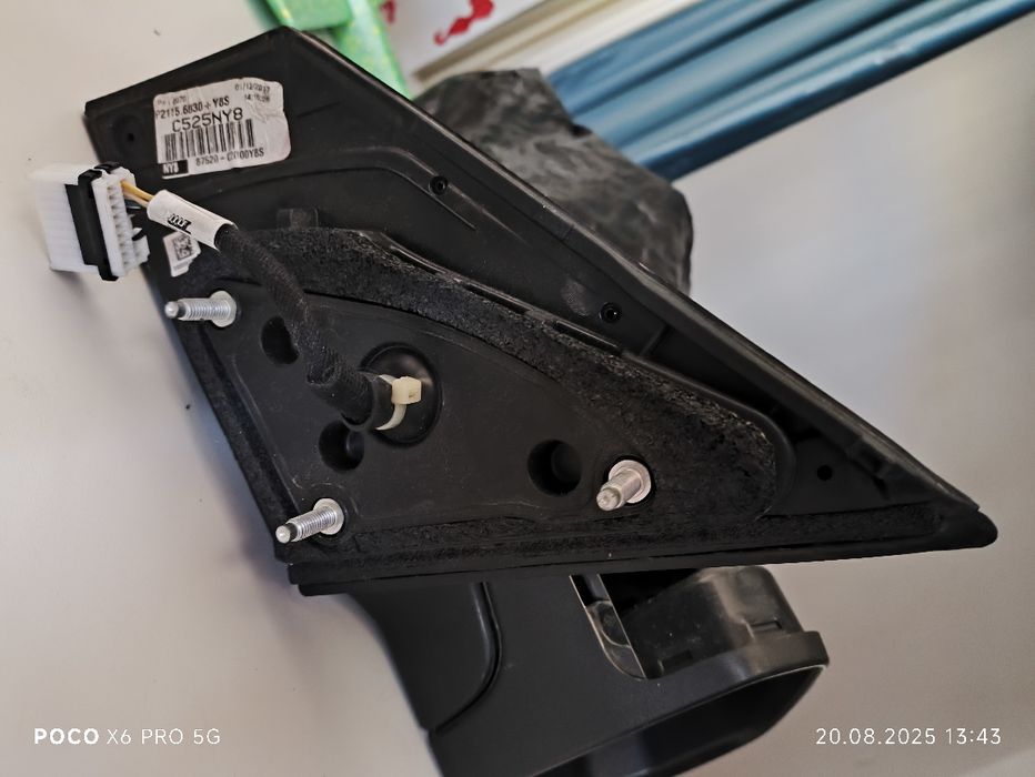 Продам корпус зеркало Хуйндай Соната