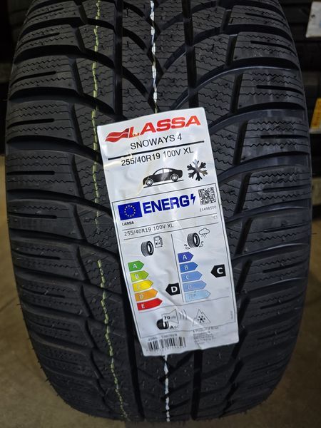 255/40/19 LASSA 4бр