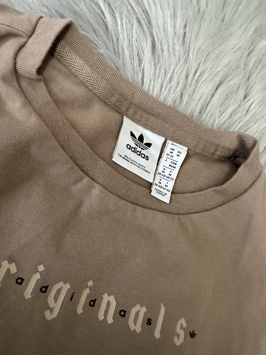 Топ adidas originals