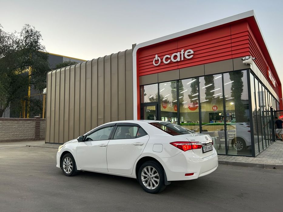 Tayota Corolla  2014