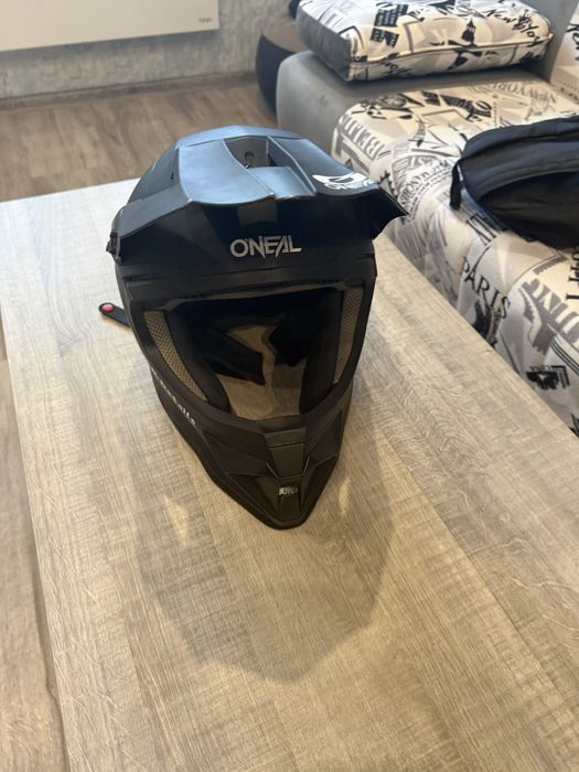 Каска oneal sonus solid  v.21 black