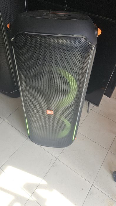 JBL partybox 710-перфектен звук