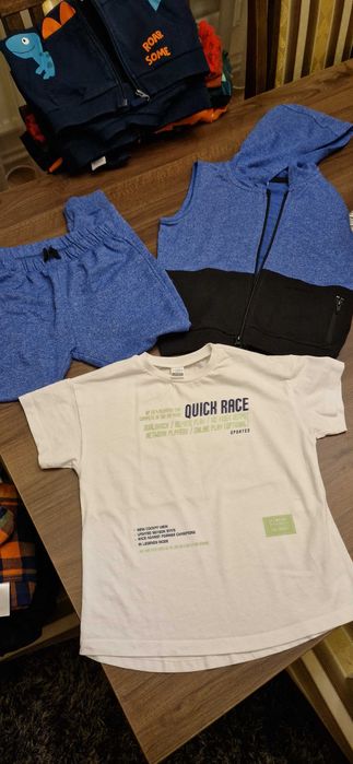 Set băieți, vesta pantaloni și bluza, mărimea 104-110, 4-5ani