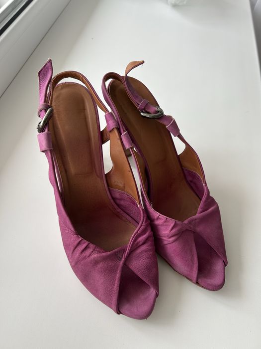 Босоножки кожаные шикарные 40 размера