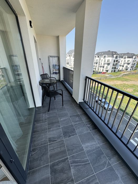 Inchiriez apartament nou cu 2 canere in cartierul River Park