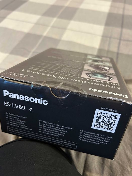 Panasonic ES-LV69 Серия 800 Електрическа самобръсначка с 5 ножа