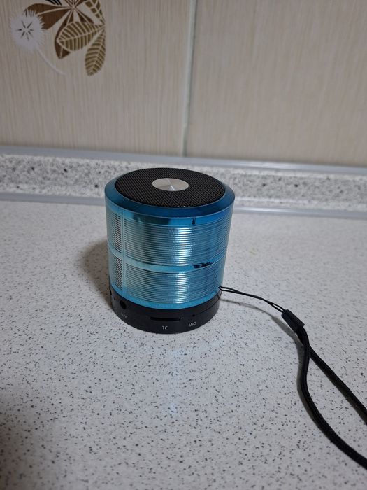 Продам колонку блютуз