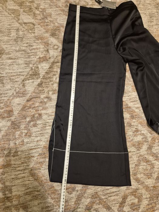Pantaloni 3/4 stradivarius