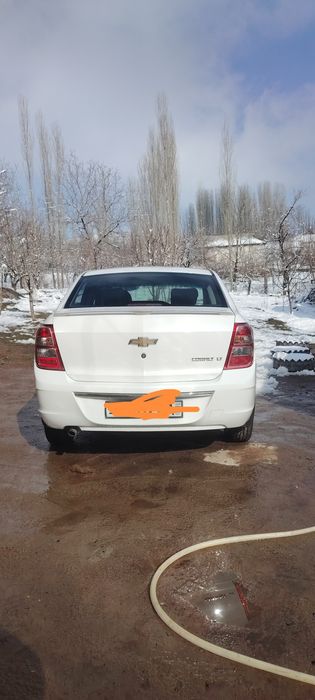 Chevrolet Cobalt sotiladi, yaxshi holatda