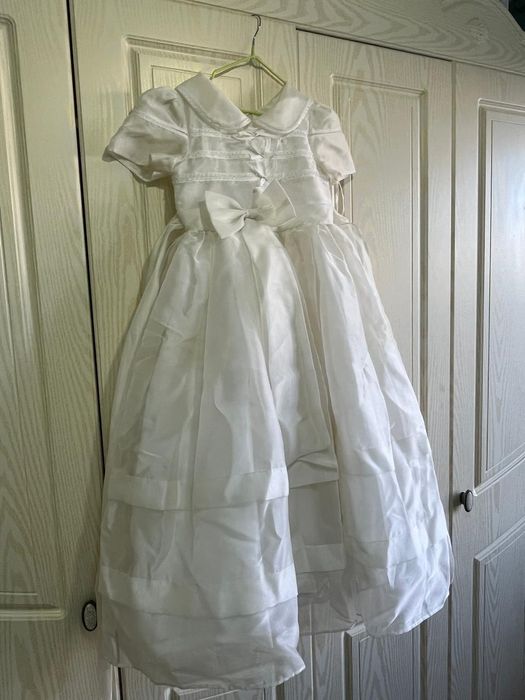 Нарядная платье на 4-5 лет