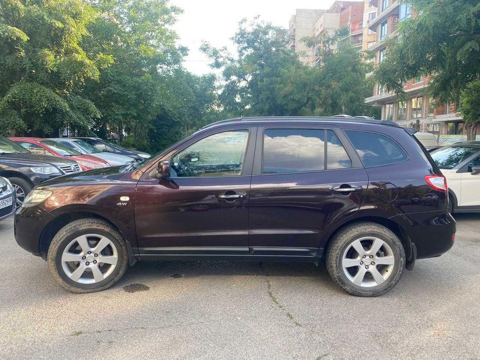 Джип Hyundai Santa Fe