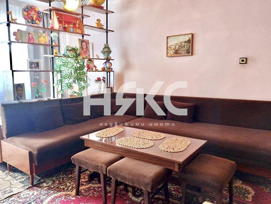 Двустаен апартамент за продажба в кв. Люлин 2 до градски транспорт